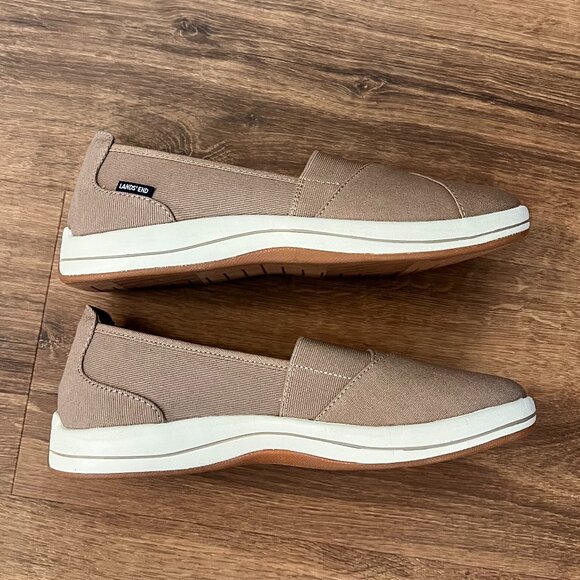 NEW Lands End Casual Tan Slip On Walking Sneakers Sz 8 - Picture 11 of 11